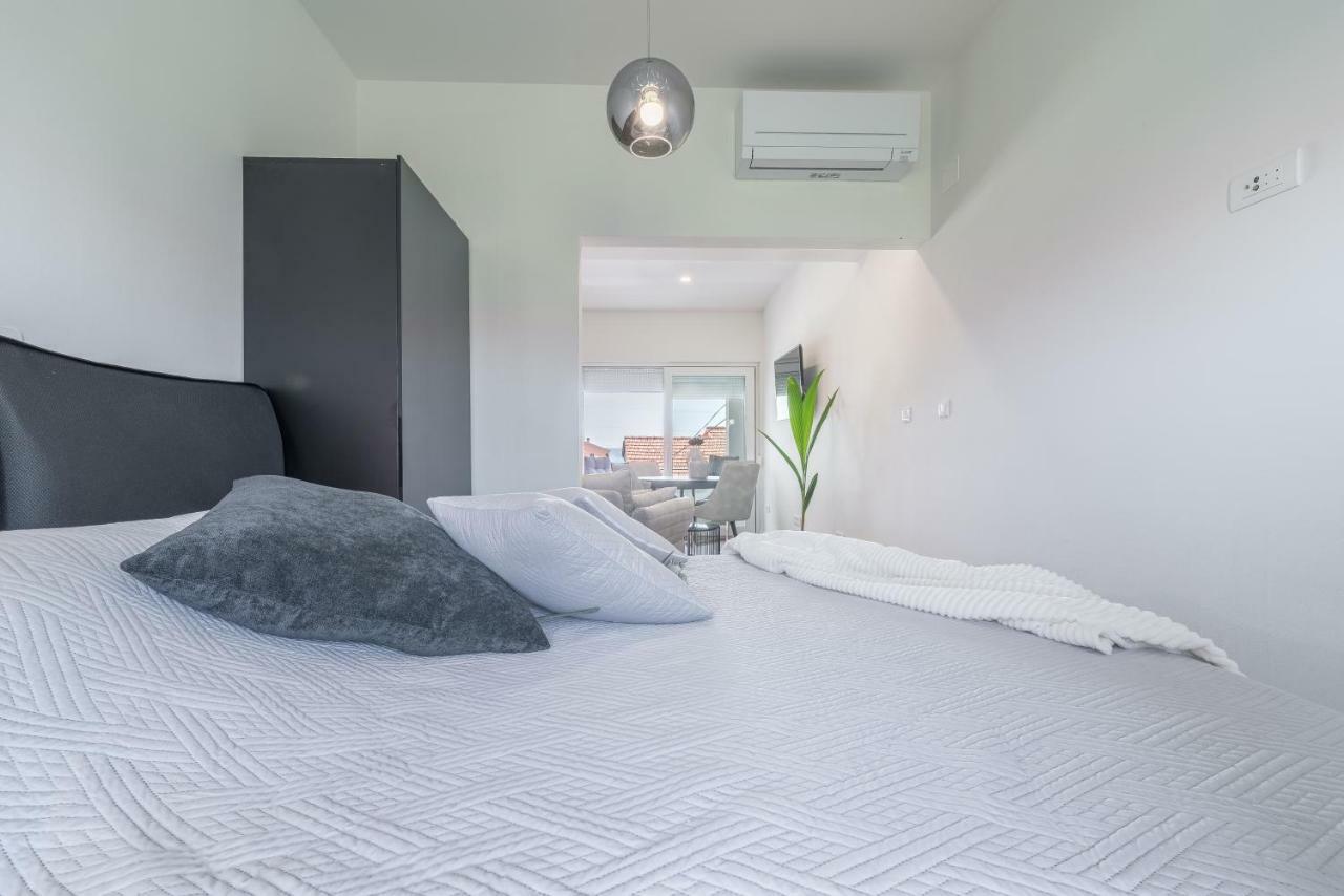 Luxury Piano Apartment ザダル エクステリア 写真